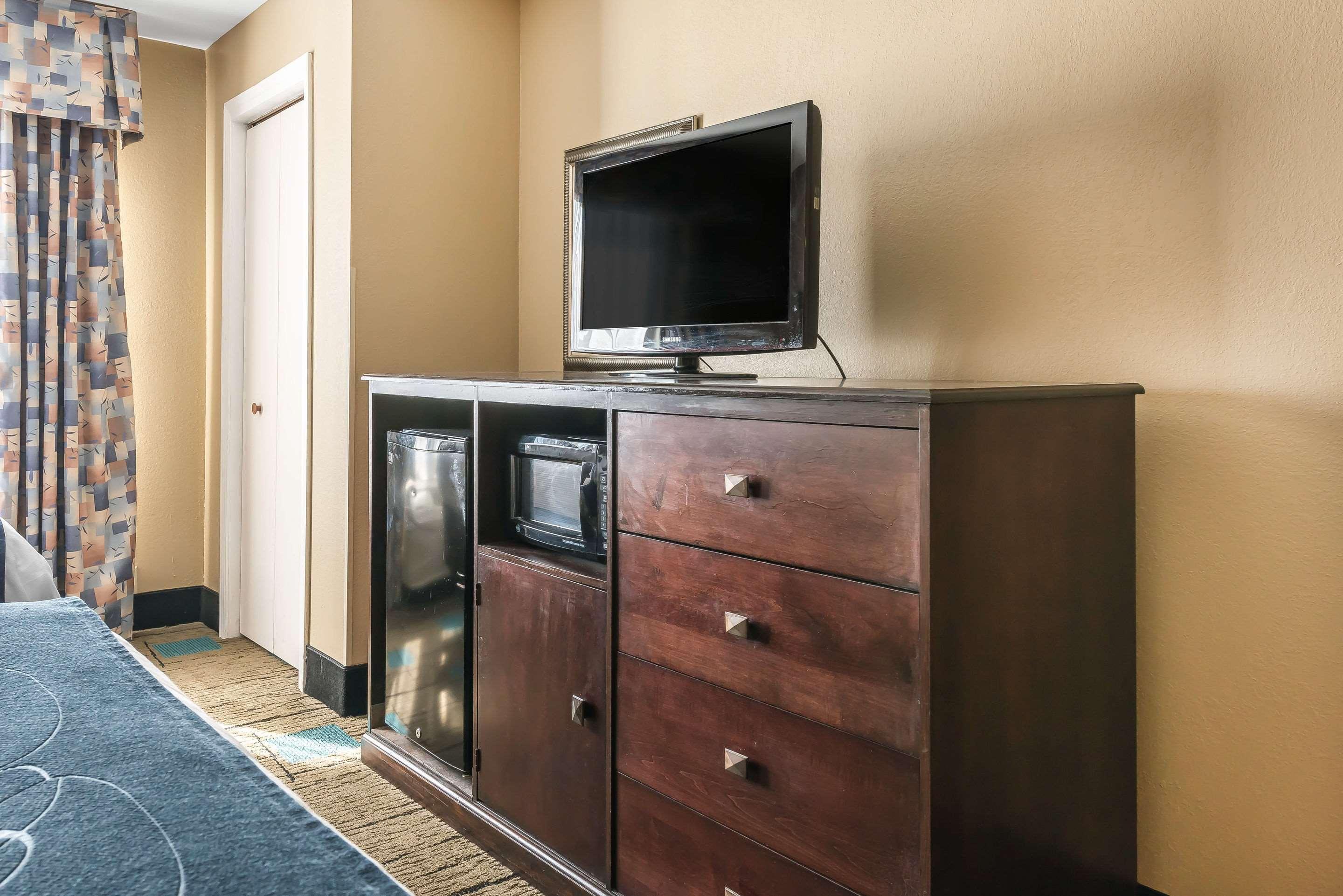 Comfort Suites Near Mcas Бофорт Экстерьер фото