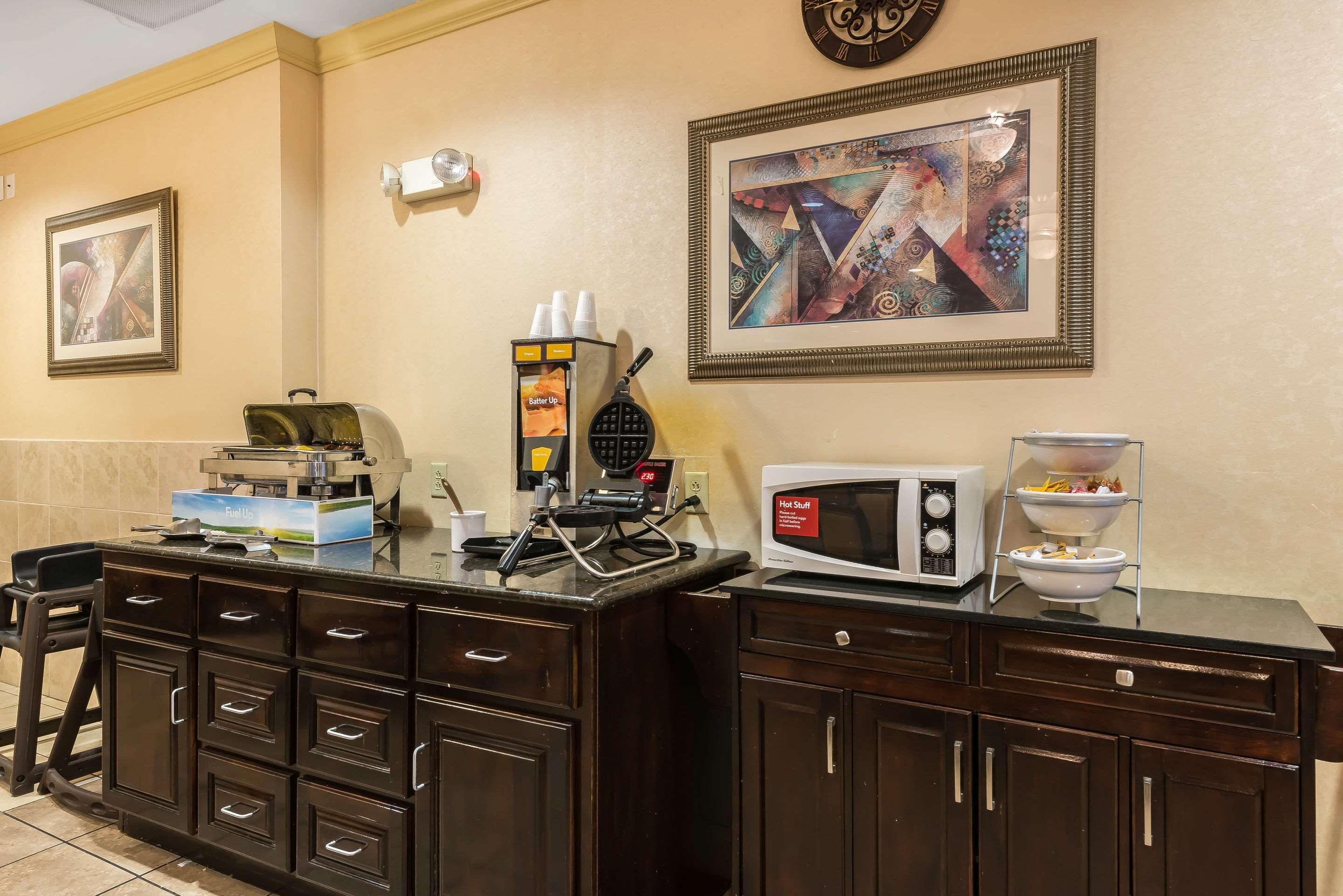 Comfort Suites Near Mcas Бофорт Экстерьер фото